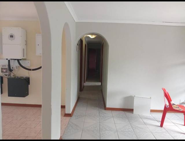 36 BEDROOM HOUSE FOR SALE IN BEDWORTH PARK